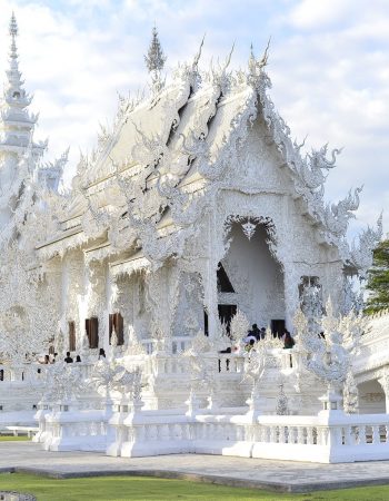 Wat Rong Khun (The White temple) Chiang Rai