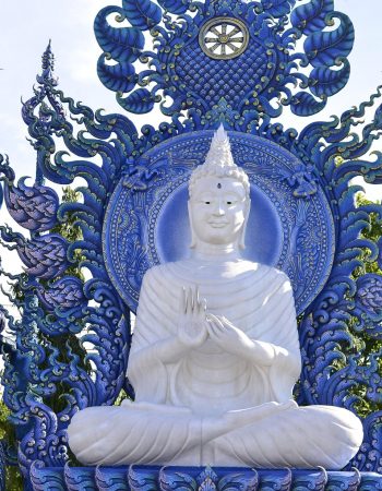 Wat Rong Suea Ten (The Blue Temple) Chiang Rai